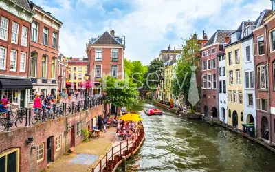 Praca w Holandii – Dlaczego warto wybrać agencję Intraservis Praca?