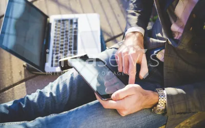 Wpływ technologii na rynek pracy – jak nowoczesne rozwiązania kształtują przyszłość zatrudnienia